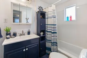 Remodeled Lake Texoma Beach Themed House Walking Distance to Neighborhood Beach - Image 4