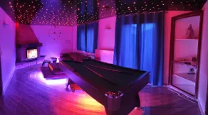 Romantic apartment with large spa - Image 5
