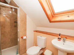 Bugaboo Cottage - Image 4