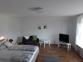 Apartment \"Bieniussa 3\" with Private Garden & Wi-Fi - Image 4