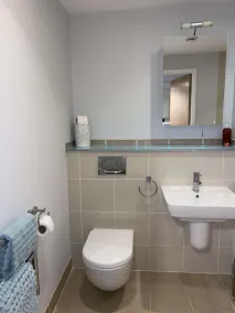 One Bedroom Luxury Apartment in Gunwharf Quays - Image 2
