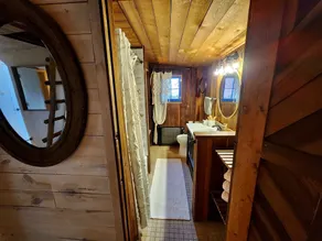 Private Hiking, 6-Acre Sanctuary, Dog friendly, Hot Tub, Fireplaces, Pool - Image 4
