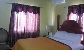 Beautiful Home in Ocho Rios. - Image 3