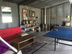 Pizza oven; fire pit; lots of space indoor and outdoor, fires and aircon. Groups - Image 3