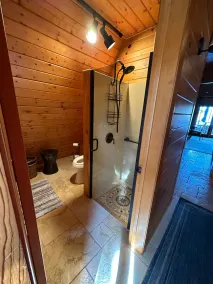 A-frame on Horseshoe Lake  - Image 2