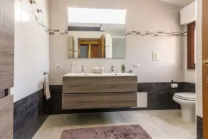 Villa a 300 metri dal porto turistico Marina di Capitana - Image 3