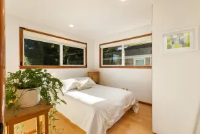 3BR Seattle Home w Spacious Yard Near Northgate - Image 4