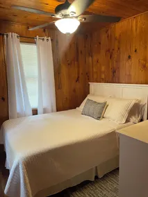 Dog Friendly Lakefront Cabin with Amazing Sunset Views & New Boat dock.  - Image 4