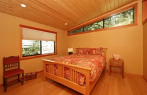 Maison ensoleillée et conçue par un architecte avec superbe terrasse et deux cheminées confortables - Image 3