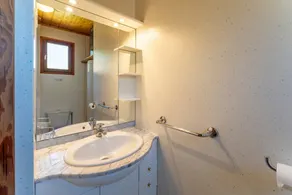 Chalet \"Gite Lavande\" avec piscine partagée, terrasse privée et Wi-Fi - Image 4