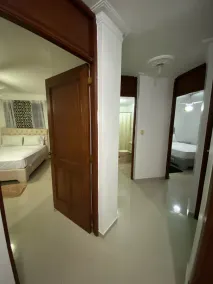 4DR cute New Huge Modern❤️3 bedr pool Good transp - Image 4