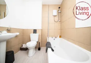 Cosy 1 bedroom apartment close to train station - Image 2