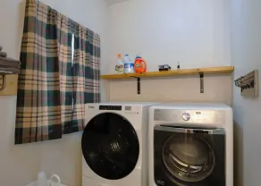 East Lodge - Image 2