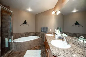 Snow Ghost Hideaway - Mountain luxury with the finest attention to detail - Image 2