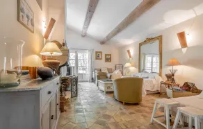 Belle Maison À Lacoste - Image 5
