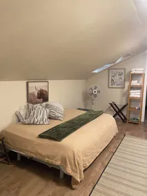 Quiet & cozy loft apartment only minutes to downtown Springfield and U of O. - Image 3