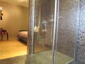 Gran casa familiar contemporánea en una tranquila y cómoda playa de 10 minutos - Image 3