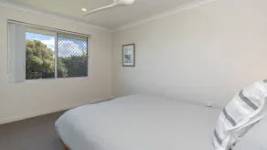 Spacious 2 Bedroom unit on the edge of Wallis Lake. - Image 5
