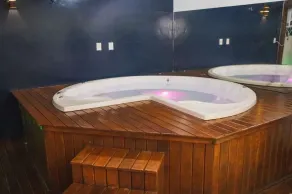 LUXURY PROPERTY 01 - Image 4