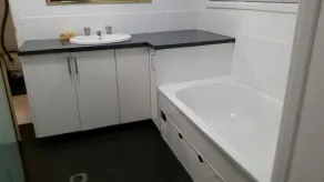 Logan Hospital Dreamworld. Tamborine.   upmarket area 3 bed furnished, ask pets. - Image 3