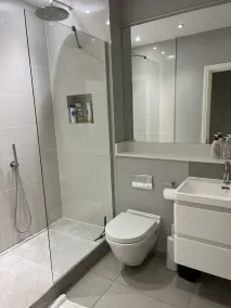 Gorgeous 2 bed 2 bath Flat in Notting Hill - Image 3