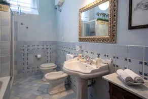 Tenuta Bartolucci - Ten Bedroom Villa, Sleeps 22 - Image 3
