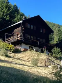 Outside: 4-room chalet for 6 (or even 7) people, with balconies, unobstructed view, very well locate - Image 1