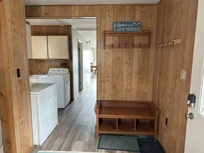 Lakefront cottage with deck and firepit. Pets are welcome! - Image 2