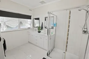 This cosy home invites you in as soon as you open the door - Image 2