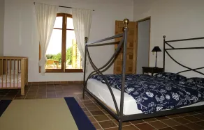 Ruhig gelegene Natursteinfinca mit Gästehaus, Pool und Garten für 6 Personen - Image 3