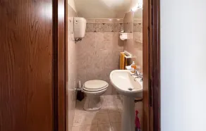Awesome home in Monterchi -AR- - Image 3