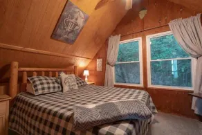 Clouds Mountain Cabin - Image 5