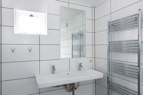 Beautiful Holiday Home in Earnewald with Wellness - Image 4