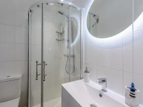 4 bedroom accommodation in Felpham, near Bognor Regis - Image 3