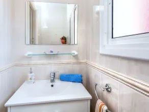 Wonderful private villa for 6 people with WIFI, TV, patio and panoramic view - Image 3