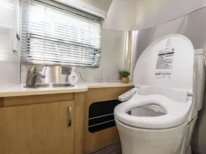 Air Stream House Amesoko - Image 5