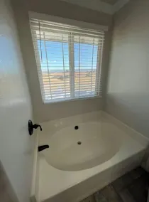 Peaceful 4 Bedroom Farm Stay at Whispering Vines - Image 4
