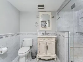 Perfect summer getaway in Hampton Bays. Last 2 weeks of Summer, still available! - Image 3