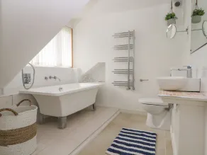 WHEATLANDS, pet friendly, country holiday cottage in Hayling Island - Image 4
