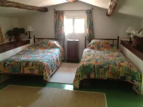 6: Wonderful old farmhouse 5 minutes from the medieval village of Seillans. - Image 5