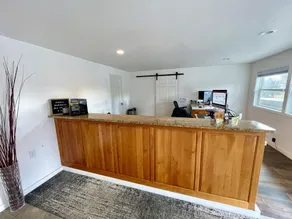 Bend Riverside Rentals - Image 2