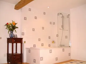 La Bomba es una impresionante granja en Glorioso campo con piscina privada. - Image 2