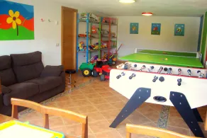 Rural house in Navarra for children and dogs for 8-10 people - Image 2