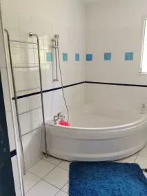 Beautiful villa with swimming pool located in a quiet area near the lake and sea - Image 2