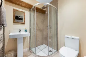Host & Stay - The Barn - Upper Farm - Image 2