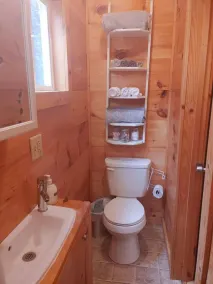 Tiny House Glamping at Watts Bar - Image 4