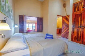 Beachfront penthouse condo, onsite restaurant, AC and swimming pool! - Image 3