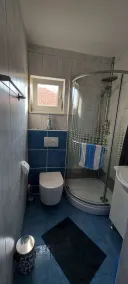 Blue Apartment for up to 6 people, air conditioning, near the beach, large terrace - Image 4