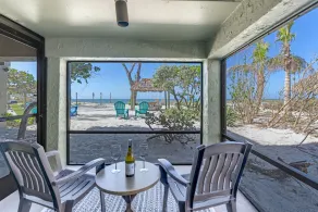 Gulf Views - No Stairs - Directly “On the Beach” - Jensen's \"On the Gulf\" - Cozy Suite 1 - Image 2