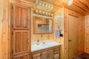 Ved søen med boblebad, privat dock på Lake Wenatchee - Image 4